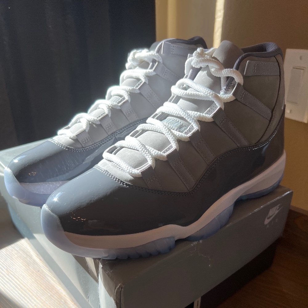Brand new! Air Jordan Retro 11 Cool Greys size 10